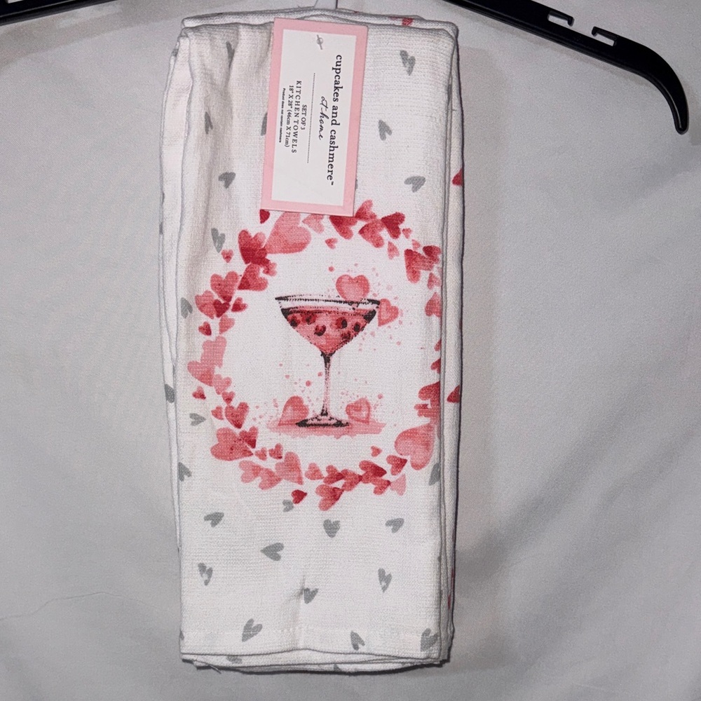 Cupcakes & Cashmere Valentines Day Martini Glass Kitchen Towels Set of 3